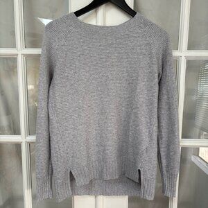 Old Navy Vertical Rib Knit Round Neck Cotton Sweater